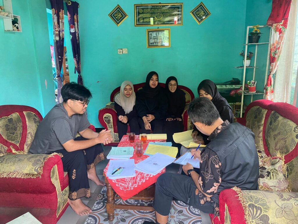 Foto: Tim Pusat KKN dan Mahasiswa KKN UII