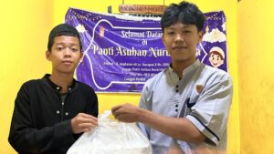Ramadhan Ceria - _Pesilat UIN Raden Fatah Palembang Berbagi Kasih di Panti Asuhan Nurul Huda - www.swarnaberita.com (1)