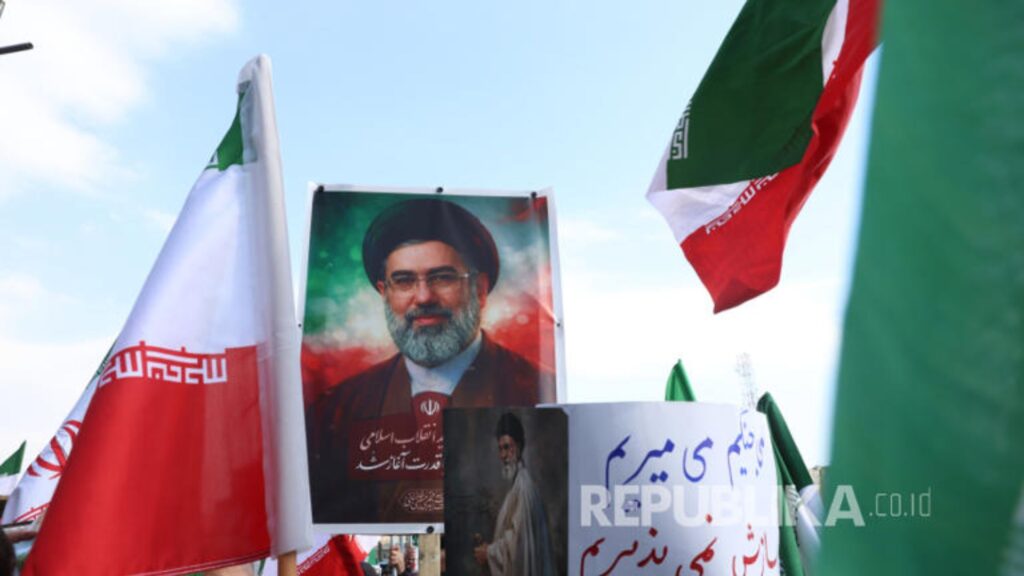 Iran Siapkan Strategi Ofensif Jika Syarat Teheran Tak Dipenuhi AS - www.swarnaberita.com