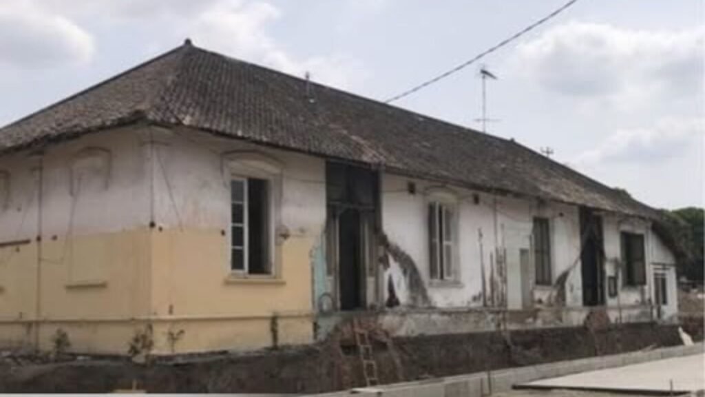 Rumah Kuno di Stasiun Lempuyangan Dirobohkan, Sejarawan Soroti Longgarnya Regulasi Cagar Budaya - www.swarnaberita.com
