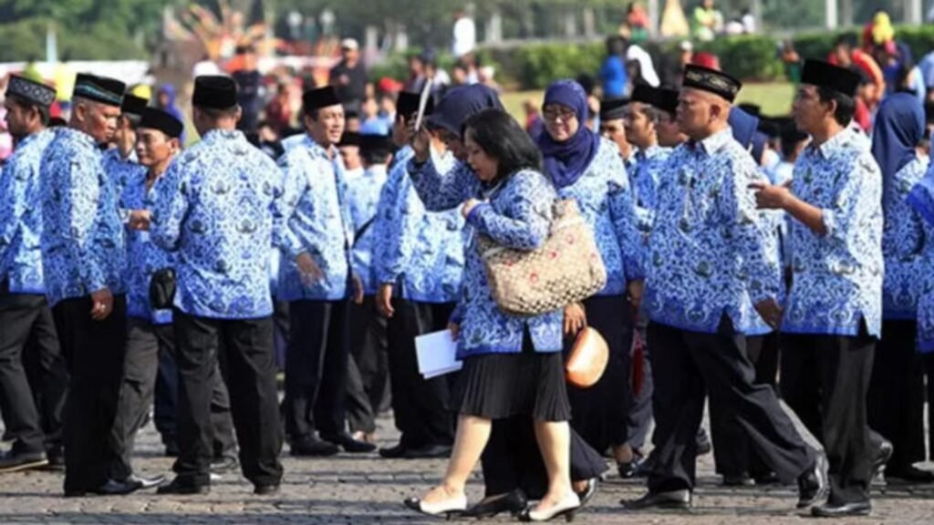 Wacana Gaji PNS Disalurkan Lewat Koperasi Disorot, CELIOS Pertanyakan Urgensinya - www.swarnaberita.com